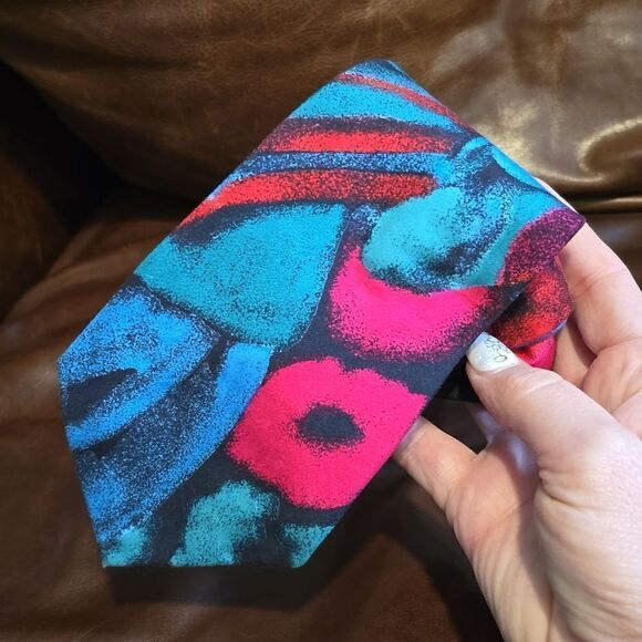 Botany 500 | Silk Essence Tie - Picture 1 of 5
